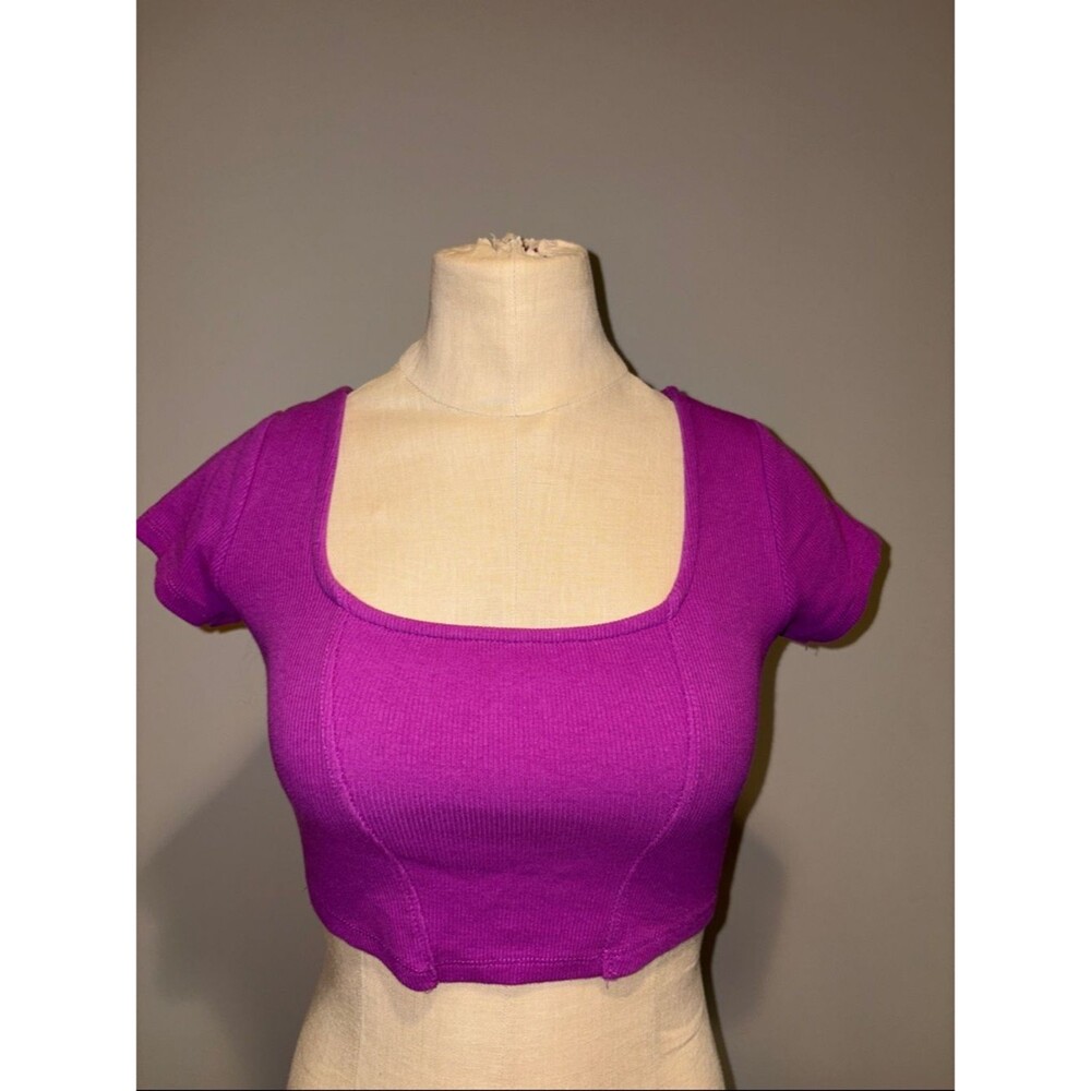 Garage Ribbed Scoop Neck Short Sleeve Crop Top Size S